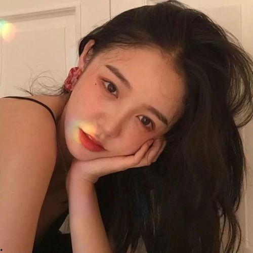 吃瓜网红头像不露脸,神秘面纱下的真实形象